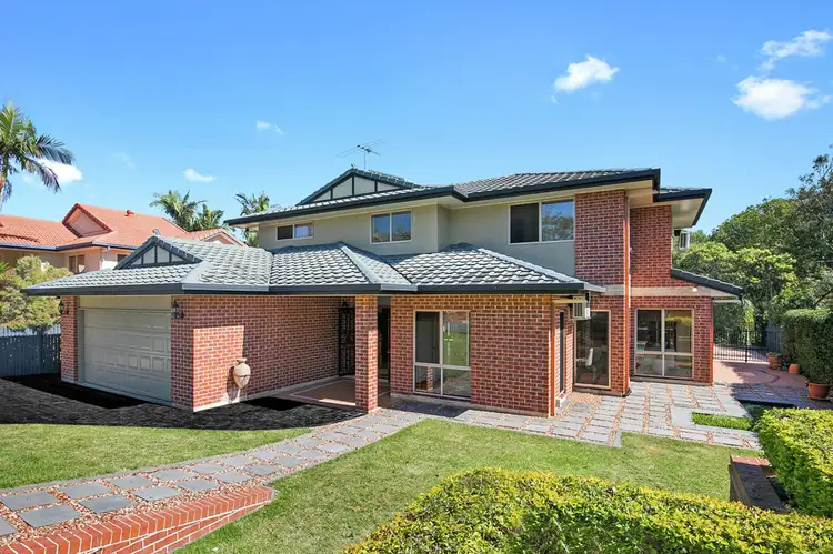 64 St Andrews Crescent, Carindale QLD 4152