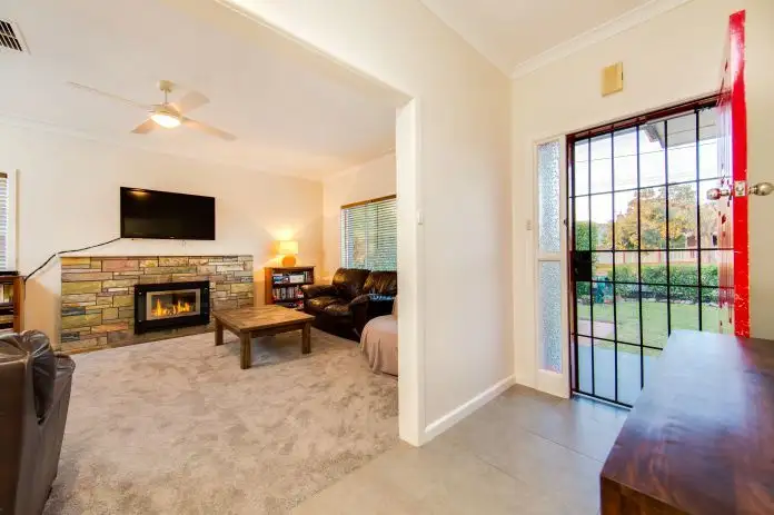 Fifth view of Homely house listing, 305 Highview Crescent, Lavington NSW 2641