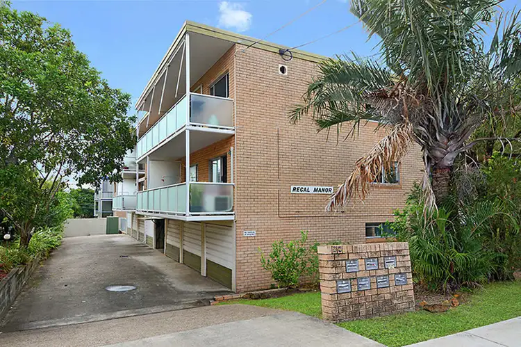 1 / 24 Weston St, Coorparoo QLD 4151