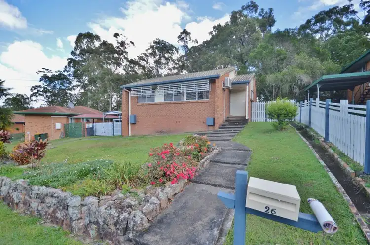 26 Tones Road, Mansfield QLD 4122