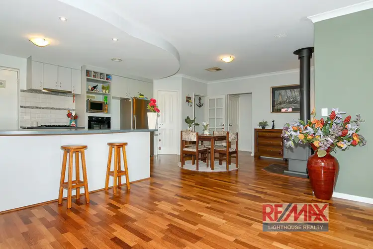36 Possum Way, College Grove WA 6230