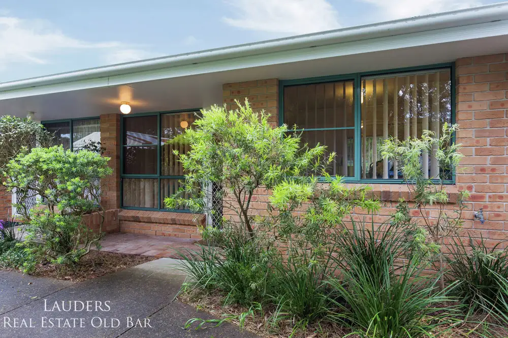 Main view of Homely unit listing, 4/26 Old Bar Road, Old Bar NSW 2430