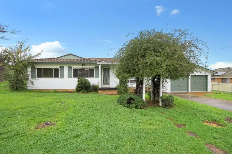 10 Fisher Road, Tamworth NSW 2340
