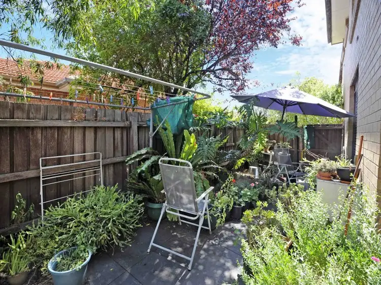 Fifth view of Homely unit listing, 2/9 The Grove, Coburg VIC 3058