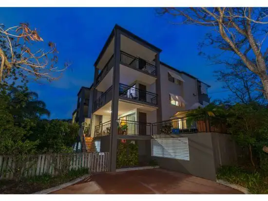 1/110 Indooroopilly Road, Taringa QLD 4068