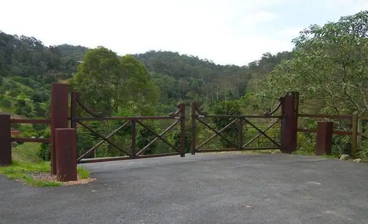 607E Upper Brookfield Road, Upper Brookfield QLD 4069