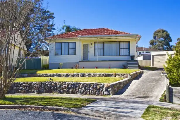 33 Drydon Street, Wallsend NSW 2287