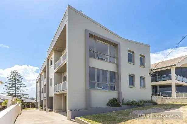 Second view of Homely unit listing, 1/86 Memorial Drive, Bar Beach NSW 2300