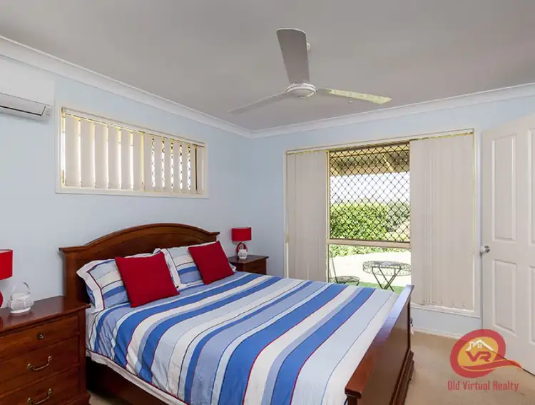 Sixth view of Homely house listing, 2 Feldsman Court, Petrie QLD 4502