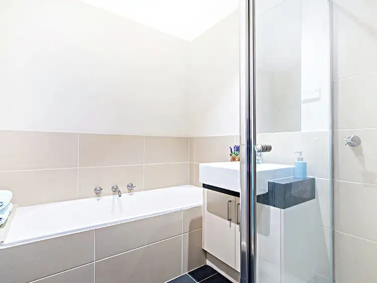 Sixth view of Homely apartment listing, 2/27 Mitchell Street, Brunswick VIC 3056