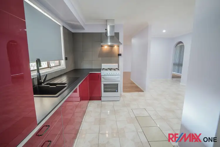 Third view of Homely villa listing, 2/4 Woodvale Close, Plumpton NSW 2761