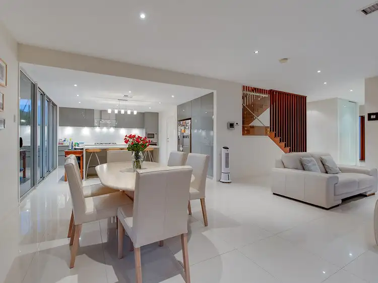 Third view of Homely house listing, 10 Hoop Pine Place, Sunnybank Hills QLD 4109