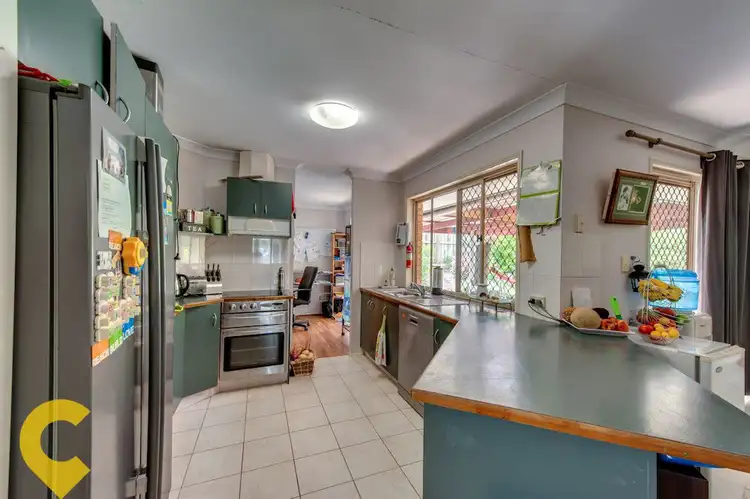 11 Murray Place, Forest Lake QLD 4078