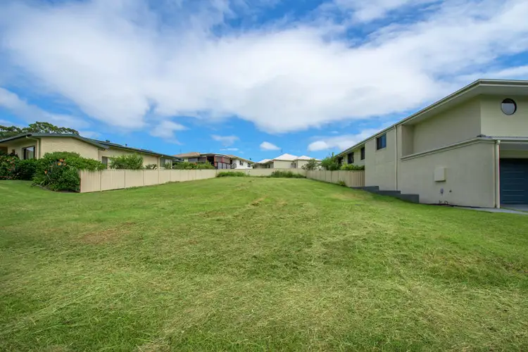 15 Mariner Drive, Safety Beach NSW 2456