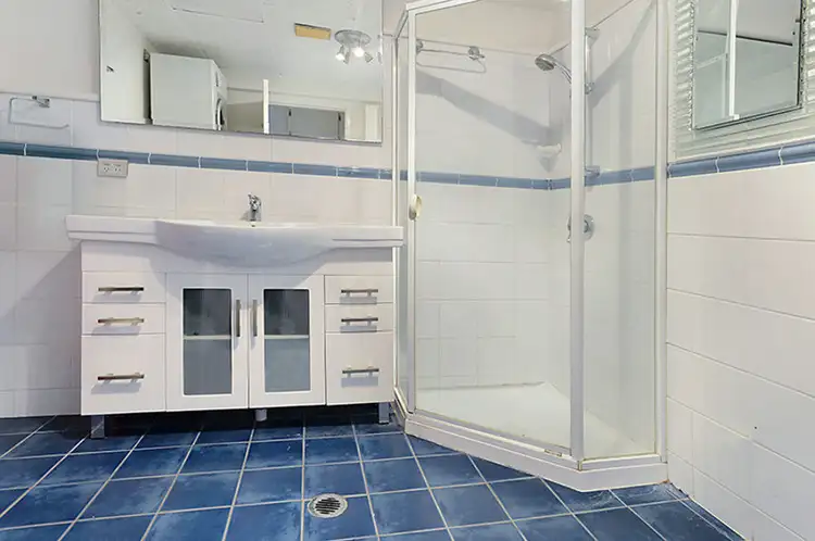 Fourth view of Homely unit listing, 2/11 Raby Road, Coorparoo QLD 4151