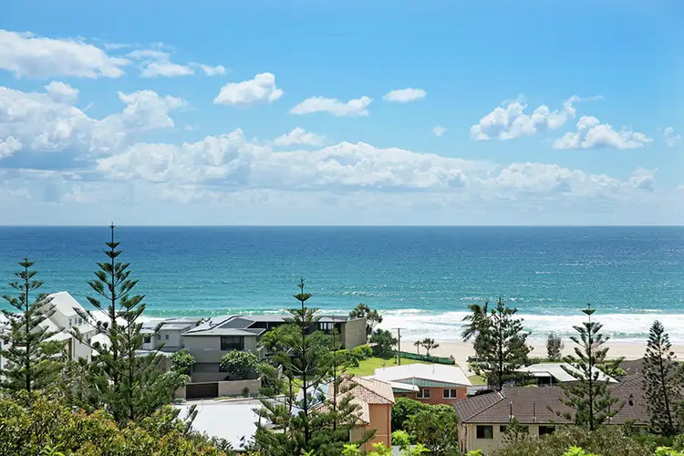 D13/1 Great Hall Drive, Nobby Beach QLD 4218