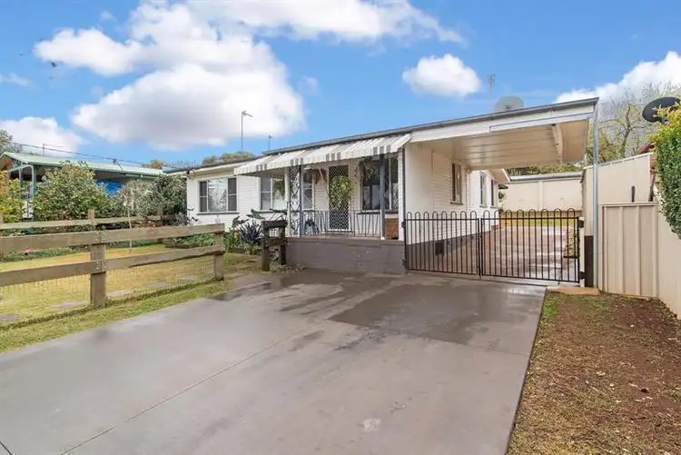 5 Butler St, Rangeville QLD 4350