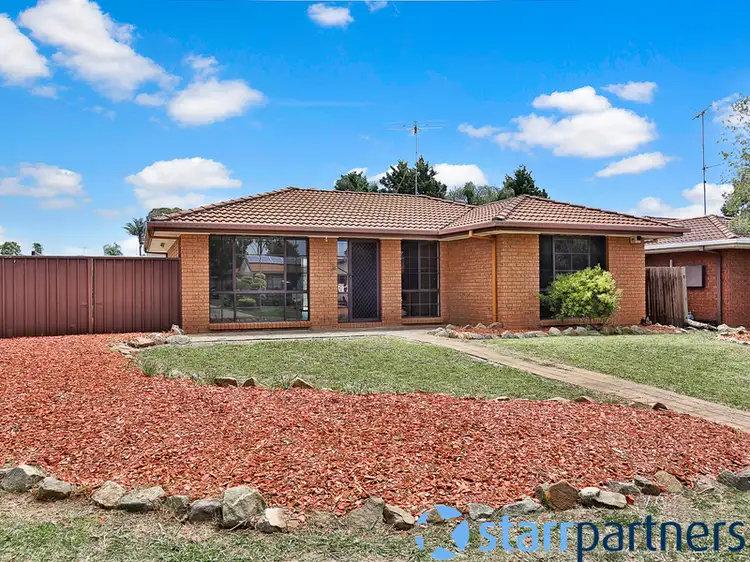 3 Oswald Cres, Rosemeadow NSW 2560