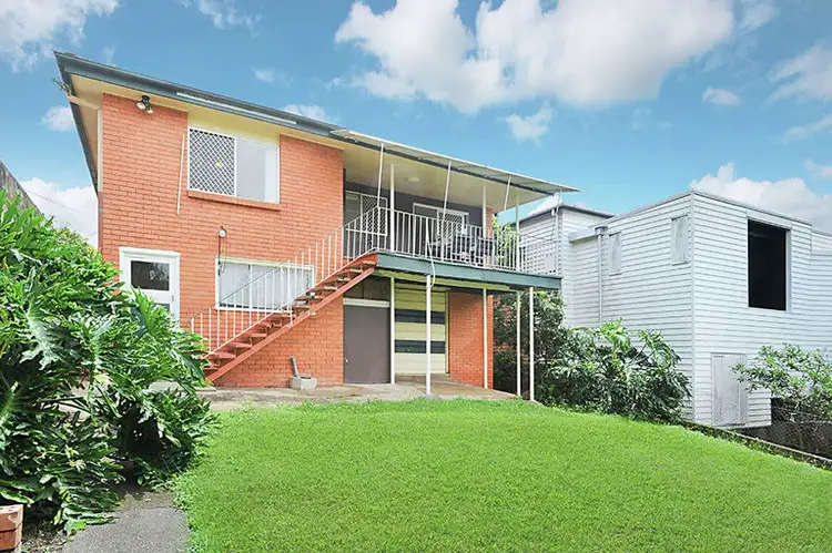 Fourth view of Homely house listing, 39 McIlwraith Ave, Balmoral QLD 4171
