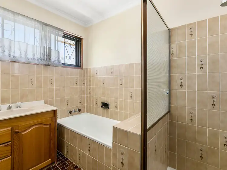 Sixth view of Homely house listing, 20 Modred Street, Carindale QLD 4152