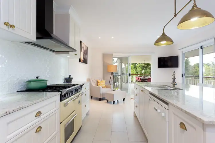 Sixth view of Homely house listing, 2 Coburn Court, Brookfield QLD 4069