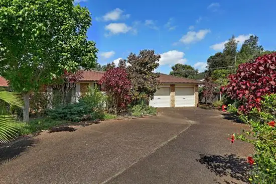 2 Costa Close, Green Point NSW 2251