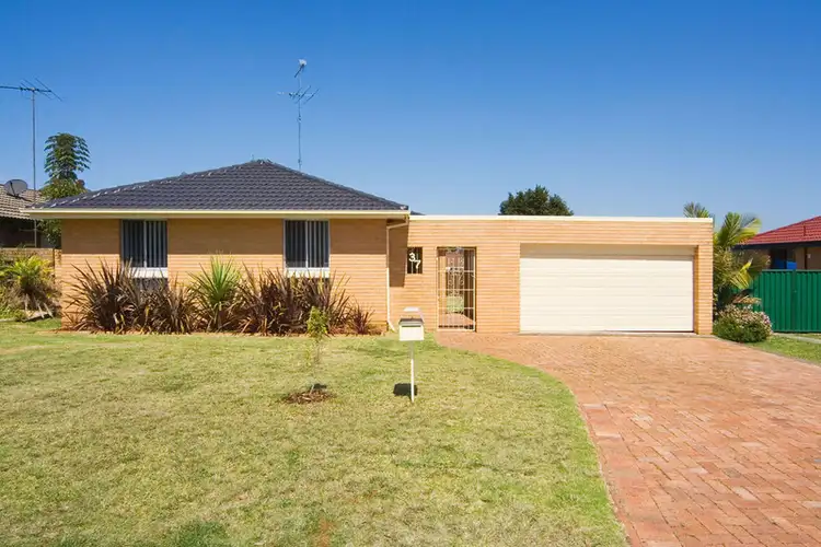 37 Garrick Road, St Clair NSW 2759