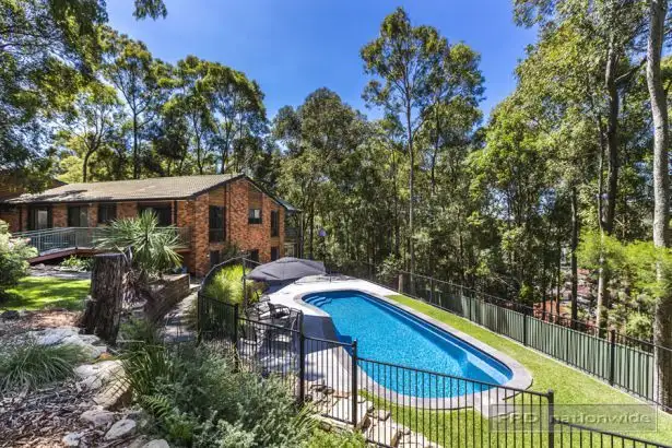 7 Leasingham Close, Eleebana NSW 2282
