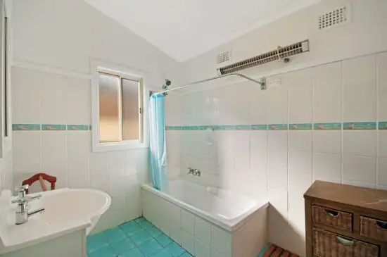 Sixth view of Homely house listing, 8 Brooke Avenue, Killarney Vale NSW 2261