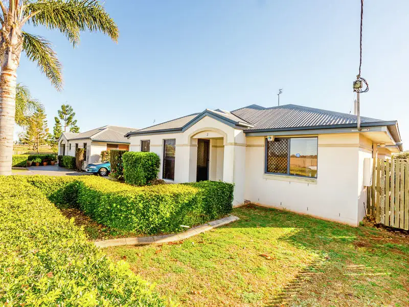Main view of Homely unit listing, 2/251 Nelson Street, Kearneys Spring QLD 4350