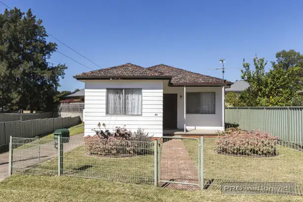 24 Margaret Street, Teralba NSW 2284