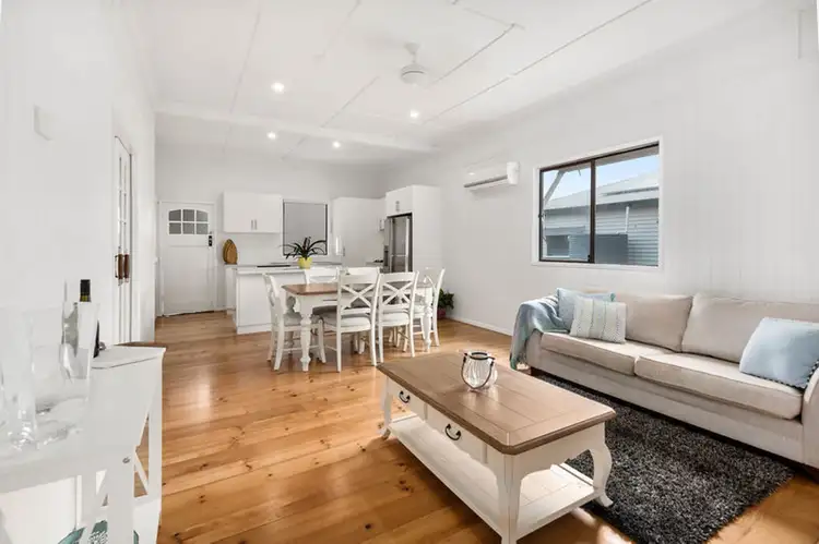 3 Bristol Street, Newtown QLD 4350