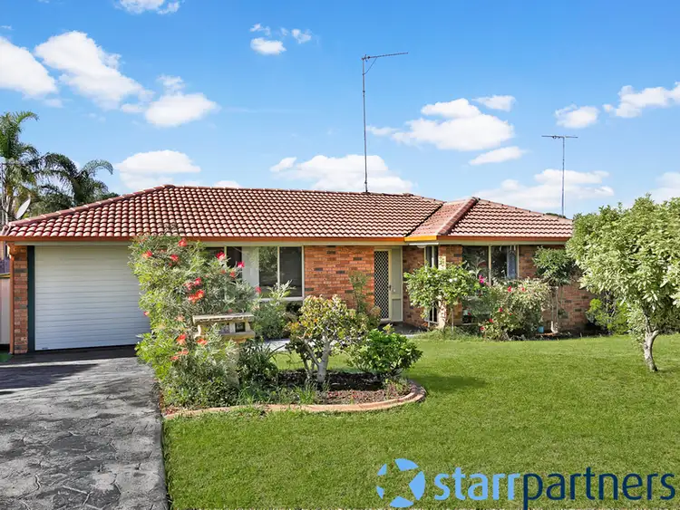 5 Downes Cres, Currans Hill NSW 2567