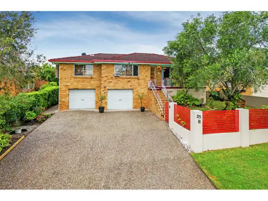 35 Koumala Street, Mansfield QLD 4122