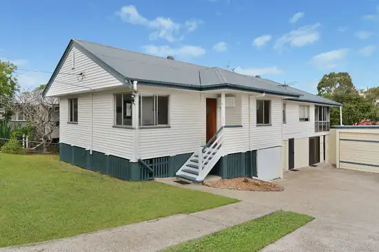 87 Layard Street, Holland Park QLD 4121