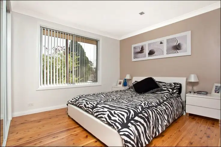 Seventh view of Homely house listing, 6 Menzies Circurt, St Clair NSW 2759