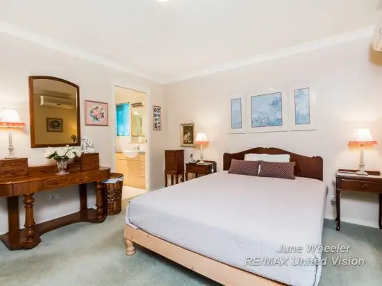 Seventh view of Homely house listing, 8 Flame Tree Crescent, Carindale QLD 4152