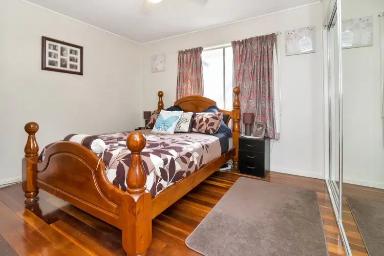 Seventh view of Homely house listing, 2 Knight Avenue, Silkstone QLD 4304