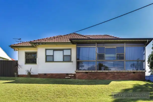 40 Long Crescent, Shortland NSW 2307