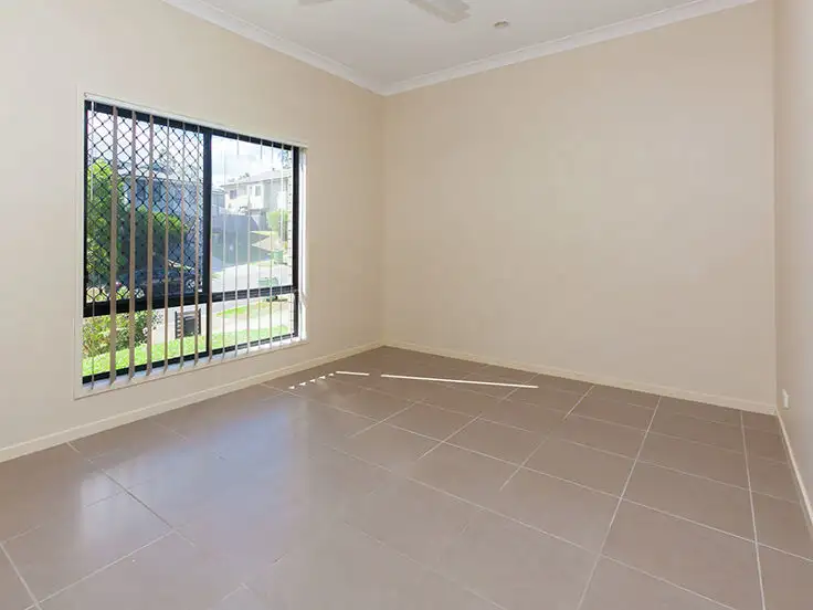 Fifth view of Homely house listing, 5 PARK EDGE DRIVE, Springfield Lakes QLD 4300