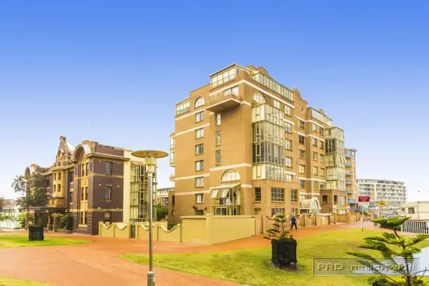 17/55 Shortland Esplanade, Newcastle NSW 2300