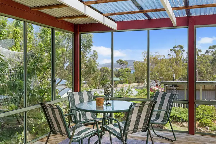 40 Skeggs Avenue, White Beach TAS 7184