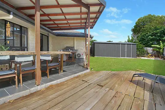 Fifth view of Homely house listing, 10 MADELIN COURT, Thorneside QLD 4158