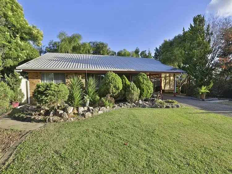 Third view of Homely house listing, 5 Melissa Court, Crows Nest QLD 4355