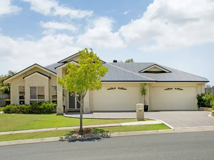 89 SALVADO DR, Pacific Pines QLD 4211