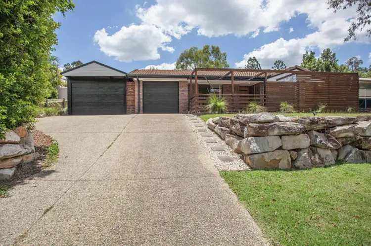 8 Bundoora Drive, Karana Downs QLD 4306