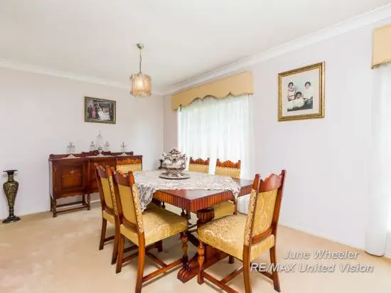 Third view of Homely house listing, 2 Hedlow Court, Carindale QLD 4152