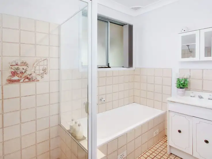 Seventh view of Homely house listing, 5 Fontana Close, St Clair NSW 2759