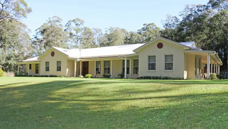 305 Smiths Road, Dooralong NSW 2259
