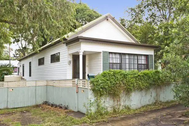4 Henry Street, Tighes Hill NSW 2297